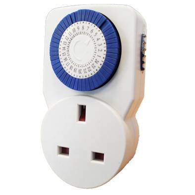 24 Hour Plug In Timer White